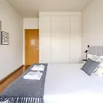 Maximus Design By House And People * Braga