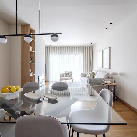 Maximus Design By House And People