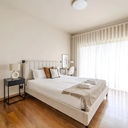Maximus Design By House And People Braga