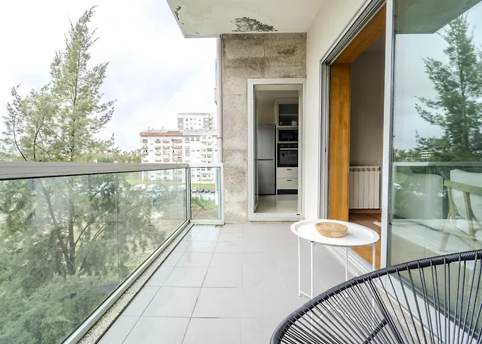 Maximus Design By House And People *