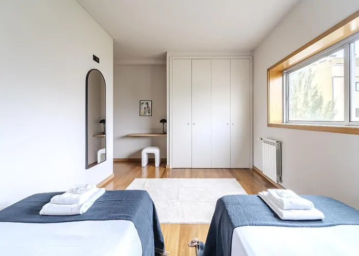 Maximus Design By House And People Apartment